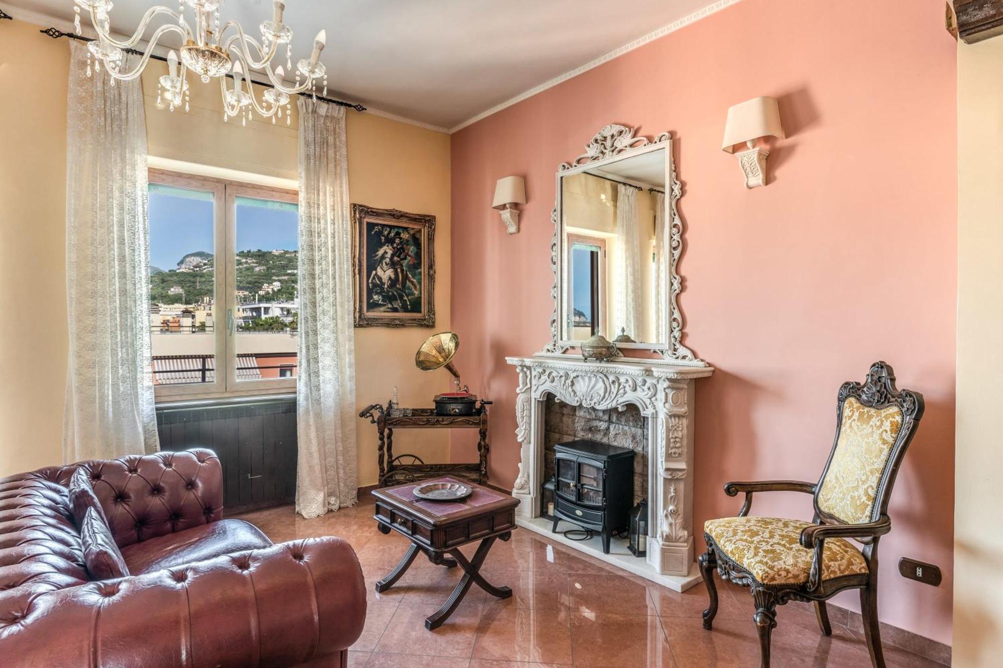 La Musica In The Heart Of Sorrento, 100 M From Station Appartement *